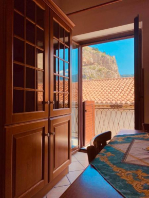 Alberti’s House Cefalù